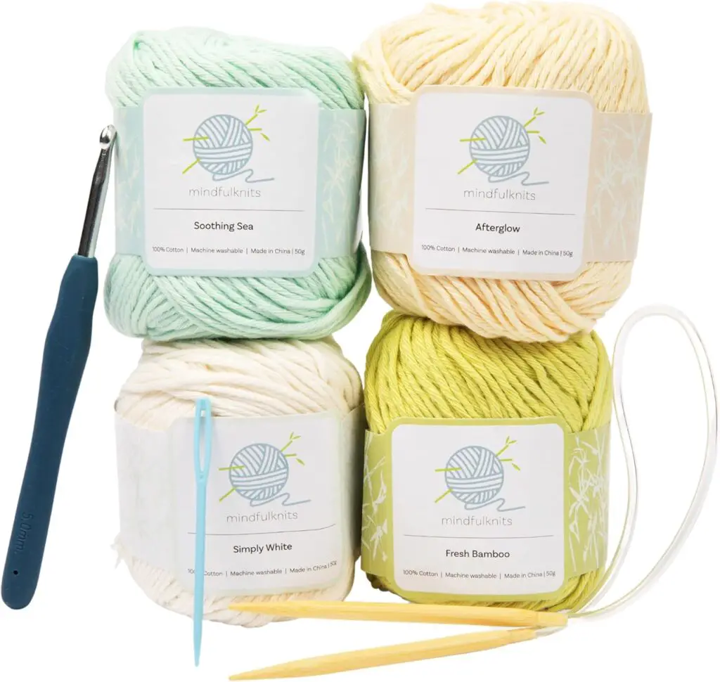 knitting set with yarn and needles for a washcloth