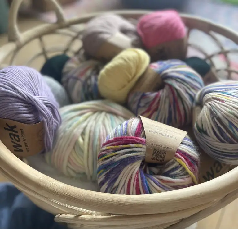 Yarn Weights Guide and Chart